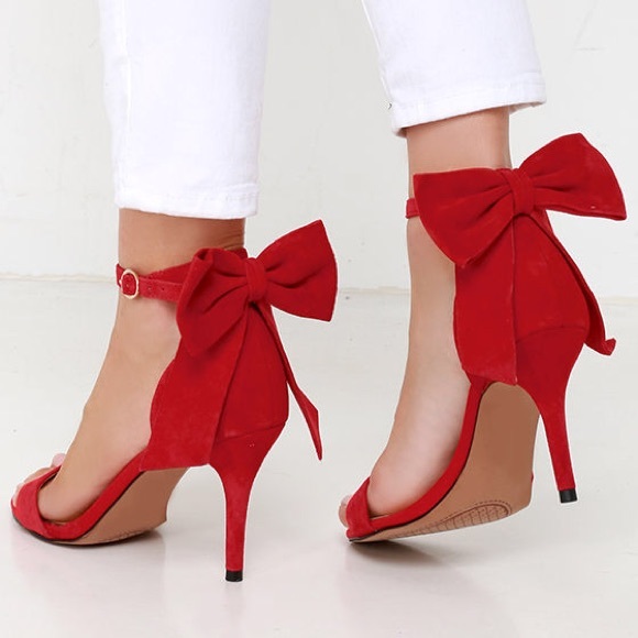 Black Jessica Simpson Heel (Same style as Above) - Picture 2 of 2